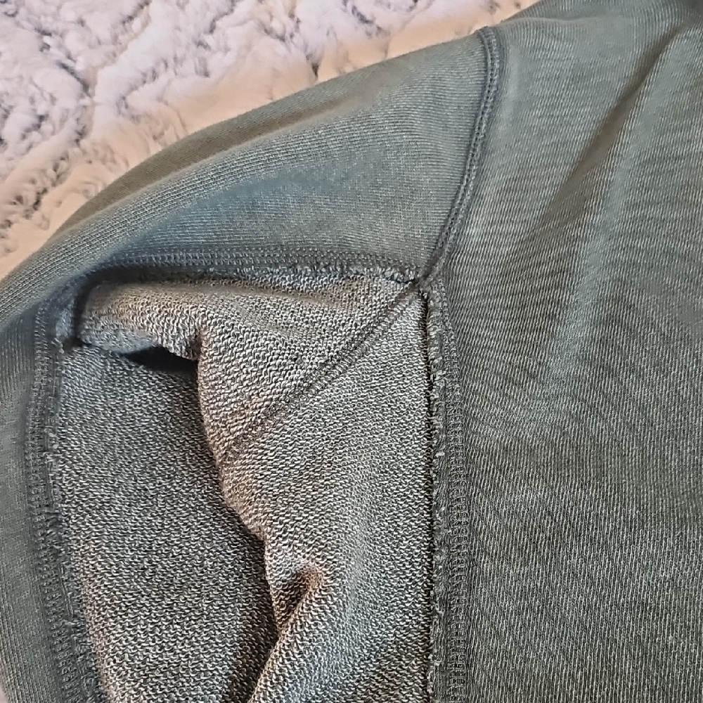 Aerie Forest Green Two Tone V-Neck Pullover-trendy,like New Condition! - Picture 5 of 8